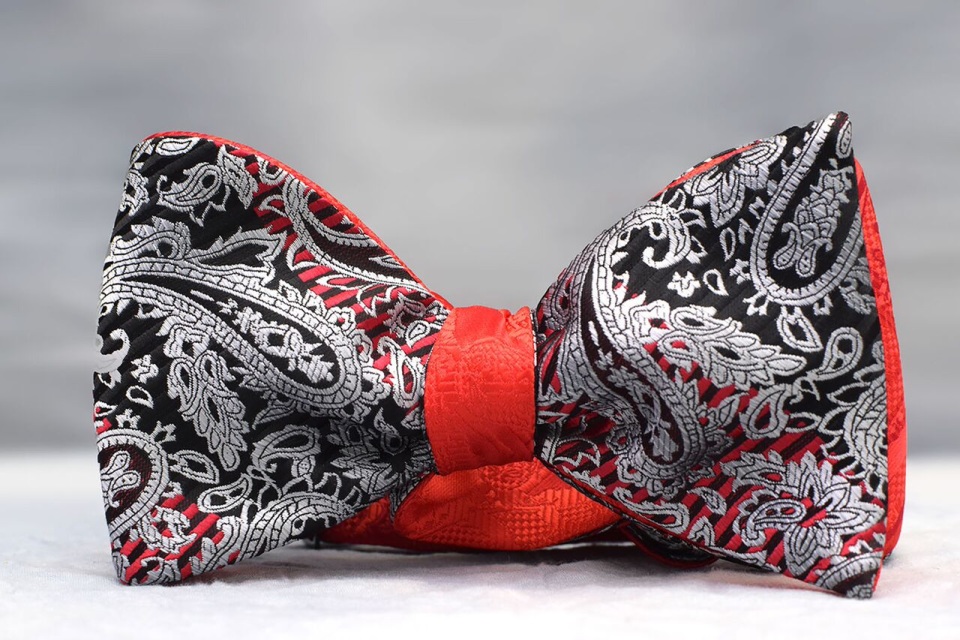 Roberson Collection Bow tie